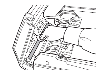 白いローラの清掃